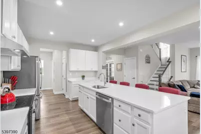 16 Esposito Ln, Roxbury Township, NJ 07850 - Photo 12