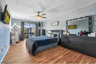 130 Kingsberry Dr, Franklin Township, NJ 08873 - Photo 18