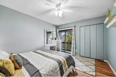 130 Kingsberry Dr, Franklin Township, NJ 08873 - Photo 22