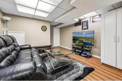 130 Kingsberry Dr, Franklin Township, NJ 08873 - Photo 26