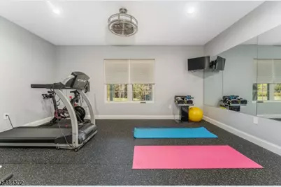 2 Elm Dr, Clinton Township, NJ 08809 - Photo 34