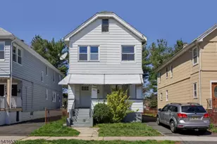 403 E 9th Ave, Roselle, NJ 07203 - Photo 4