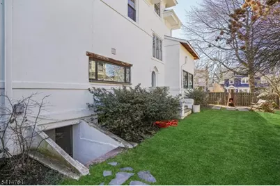 9 Osborne Ter, Maplewood, NJ 07040 - Photo 32
