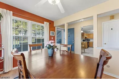 639 Magnolia Ln, Branchburg Township, NJ 08876 - Photo 2