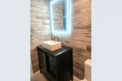 96D White Str, Eatontown, NJ 07724 - Photo 8