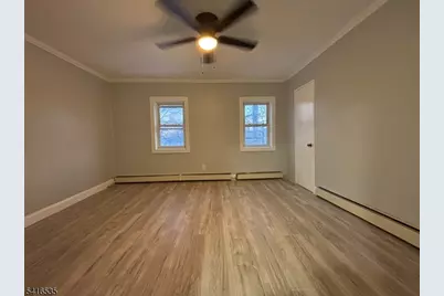 318 E 1st Ave #2, Roselle, NJ 07203 - Photo 4