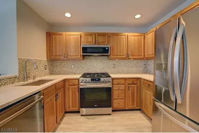 6014 Tudor Dr #6014, Pequannock Township, NJ 07444 - Photo 8