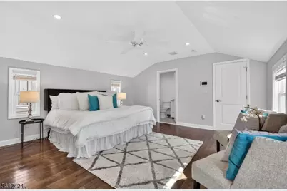 46 Elmwood Pl, Millburn, NJ 07078 - Photo 16