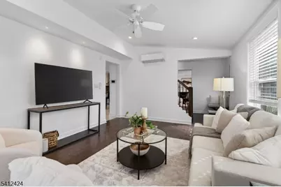 46 Elmwood Pl, Millburn, NJ 07078 - Photo 10