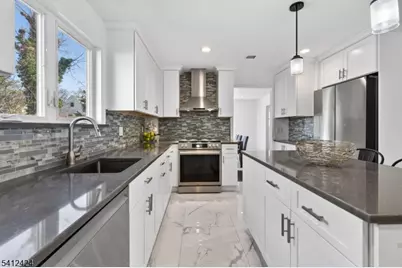 46 Elmwood Pl, Millburn, NJ 07078 - Photo 14