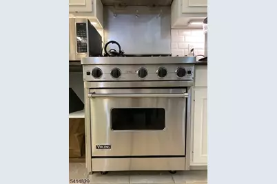 173 Riveredge Dr, Chatham Township, NJ 07928 - Photo 6