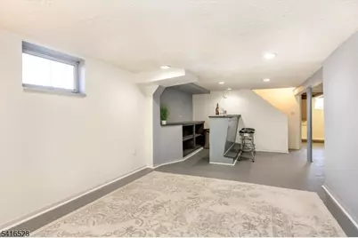 144 Redwood Ave, Wayne, NJ 07470 - Photo 20