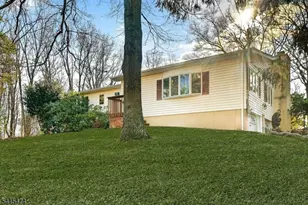 21 Ulster St, West Milford, NJ 07480 - Photo 22