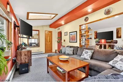 21 Ulster St, West Milford, NJ 07480 - Photo 4