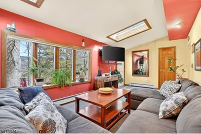 21 Ulster St, West Milford, NJ 07480 - Photo 2