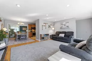 21 Monhegon Ave, Rockaway Township, NJ 07866 - Photo 10