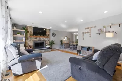 21 Monhegon Ave, Rockaway Township, NJ 07866 - Photo 8