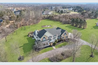 11 Dogwood Dr, Readington Twp., NJ 08889 - Photo 2