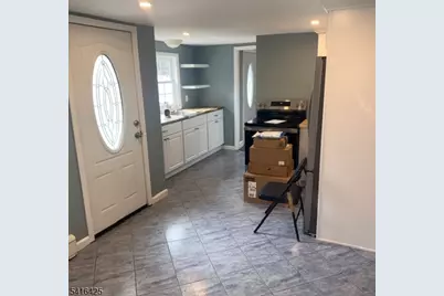 9 Edison Rd, Jefferson Township, NJ 07849 - Photo 2