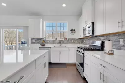 14 Coogan Ct, Morris Plains, NJ 07950 - Photo 16