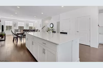 14 Coogan Ct, Morris Plains, NJ 07950 - Photo 18