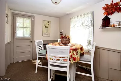 18 Durrell St, Verona, NJ 07044 - Photo 4