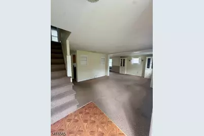 18 Durrell St, Verona, NJ 07044 - Photo 2