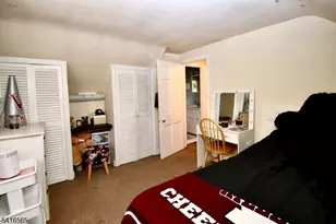 18 Durrell St, Verona, NJ 07044 - Photo 12