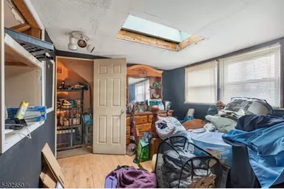 81 Larch St, Woodbridge Township, NJ 07064 - Photo 10