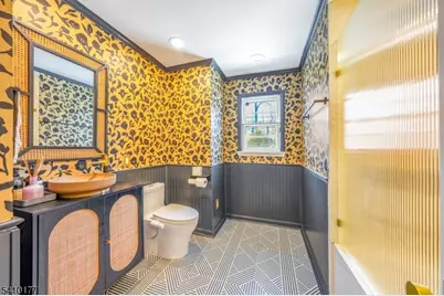 250 Old Short Hills Rd, Millburn, NJ 07078 - Photo 20