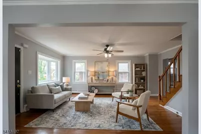 136 Raritan Rd, Linden, NJ 07036 - Photo 4