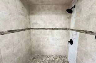 136 Raritan Rd, Linden, NJ 07036 - Photo 10