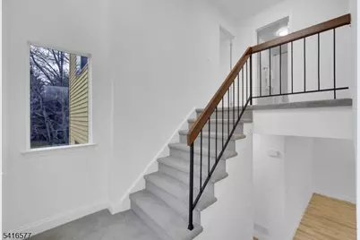 16 Lake Ct, Raritan Township, NJ 08822 - Photo 12