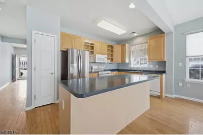 56 Kensington Cir, White Township, NJ 07823 - Photo 16