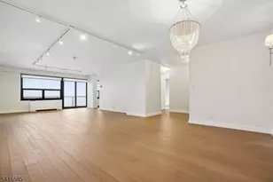 2 Claridge Dr, Verona, NJ 07044 - Photo 2