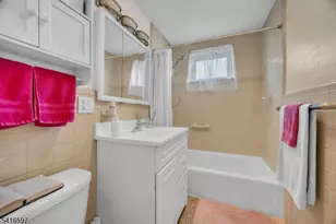 100 Luttgen Pl, Linden, NJ 07036 - Photo 14