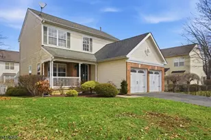 385 Hamilton Dr, Greenwich Township, NJ 08886 - Photo 6