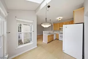 385 Hamilton Dr, Greenwich Township, NJ 08886 - Photo 14