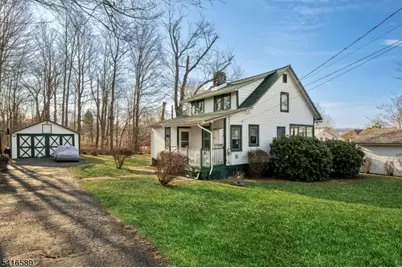 6 Lakeview Ave, Mount Olive, NJ 07828 - Photo 2