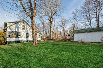 6 Lakeview Ave, Mount Olive, NJ 07828 - Photo 6