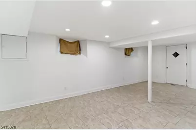 229 Hillcrest Ter, Roselle, NJ 07203 - Photo 24