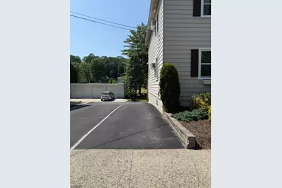 19 Cobb Pl, Morristown, NJ 07960 - Photo 2