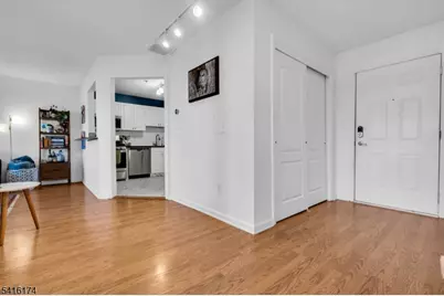 901 Stuyvesant Ave, Unit 102, Union Township, NJ 07083 - Photo 6