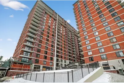 700 1st St #12M, Hoboken, NJ 07030 - Photo 2