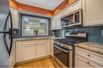 32 Morgan Court, Bedminster Township, NJ 07921 - Photo 10