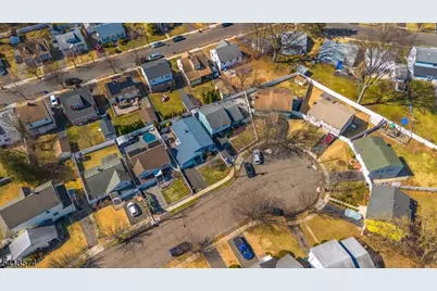 405 Koenig Pl, Rahway, NJ 07065 - Photo 34