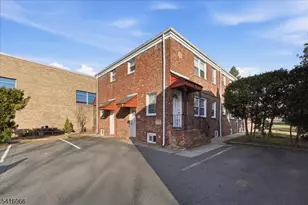 753A Broad Ave, Ridgefield, NJ 07657 - Photo 4