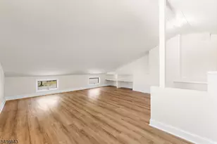 10 Robert Ct, Verona, NJ 07044 - Photo 18