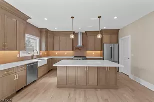 1972 W Broad, Scotch Plains Township, NJ 07076 - Photo 12