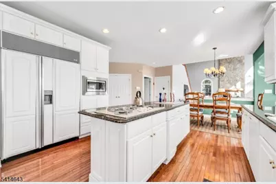 24 Vista Dr, Mount Olive, NJ 07836 - Photo 14